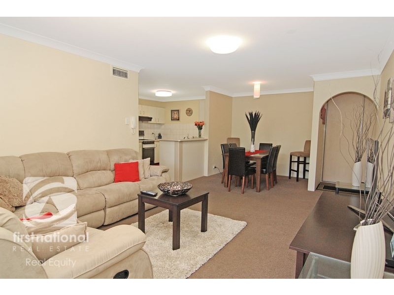 21/7 Mead Drive, Chipping Norton NSW 2170