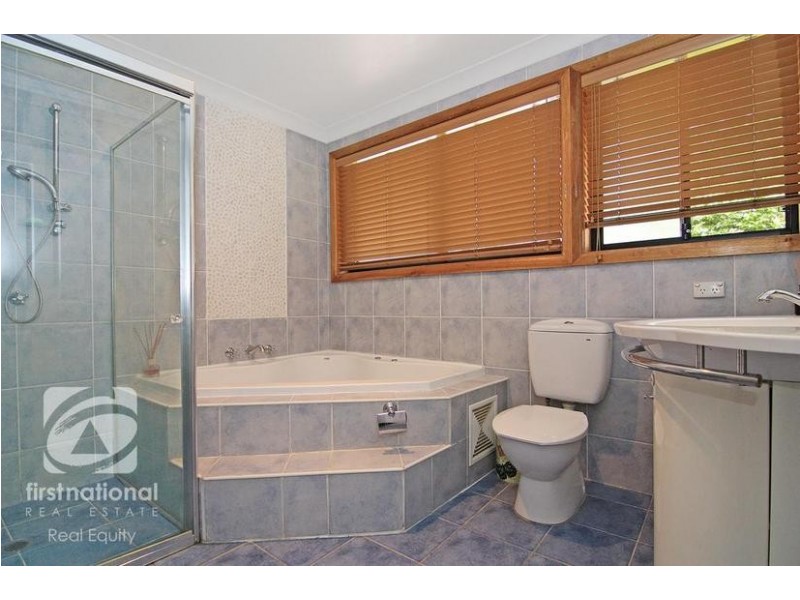 30 Governor Macquarie Drive, Chipping Norton NSW 2170