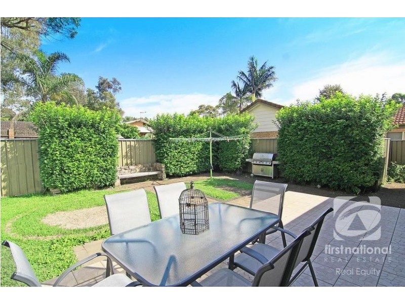 30 Governor Macquarie Drive, Chipping Norton NSW 2170