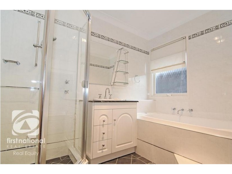 3 Cosford Close, Chipping Norton NSW 2170
