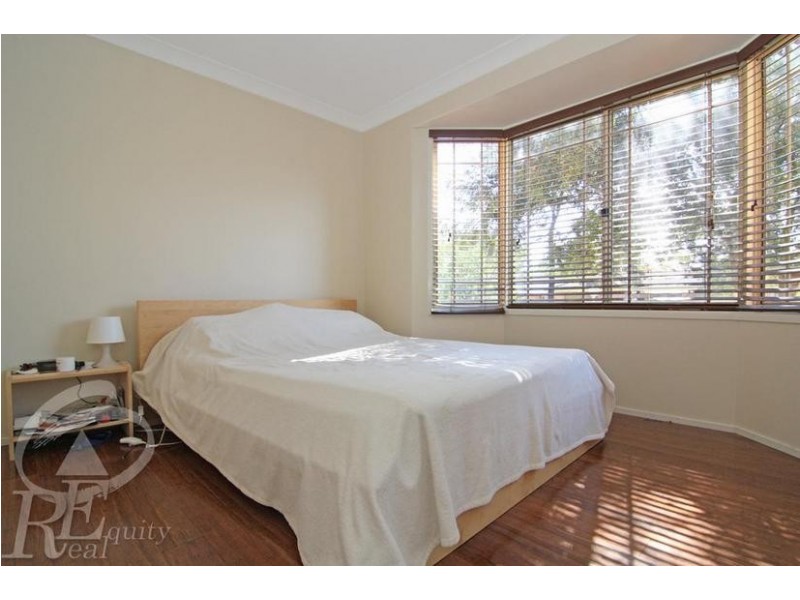 20 Claremont Court, Wattle Grove NSW 2173