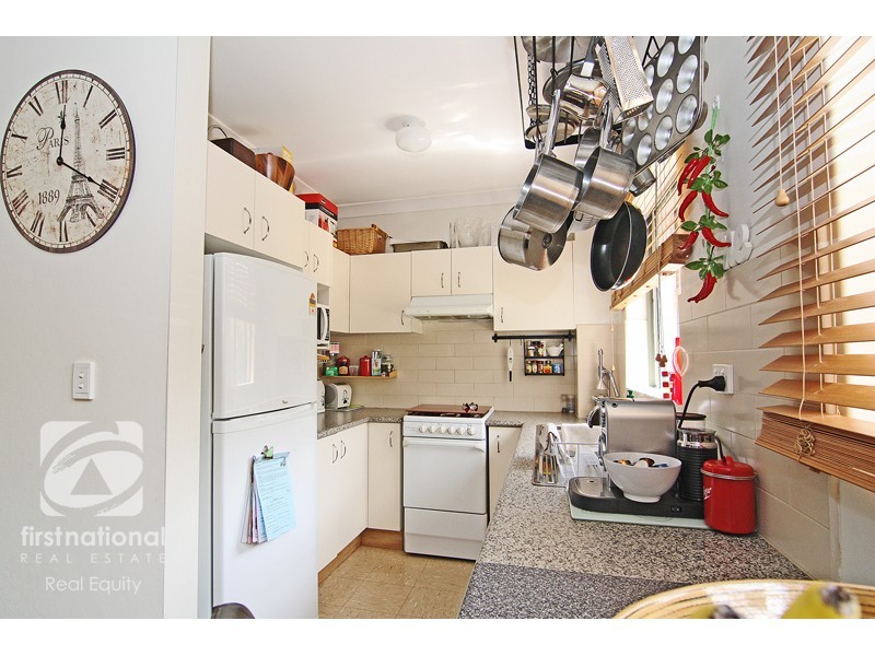 2/211 Mead Place, Chipping Norton NSW 2170