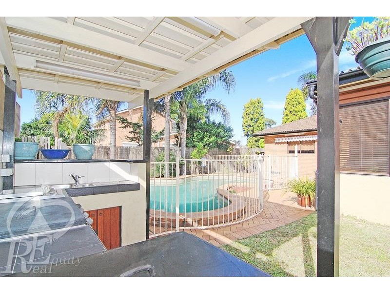 31 Ashfordby Street, Chipping Norton NSW 2170