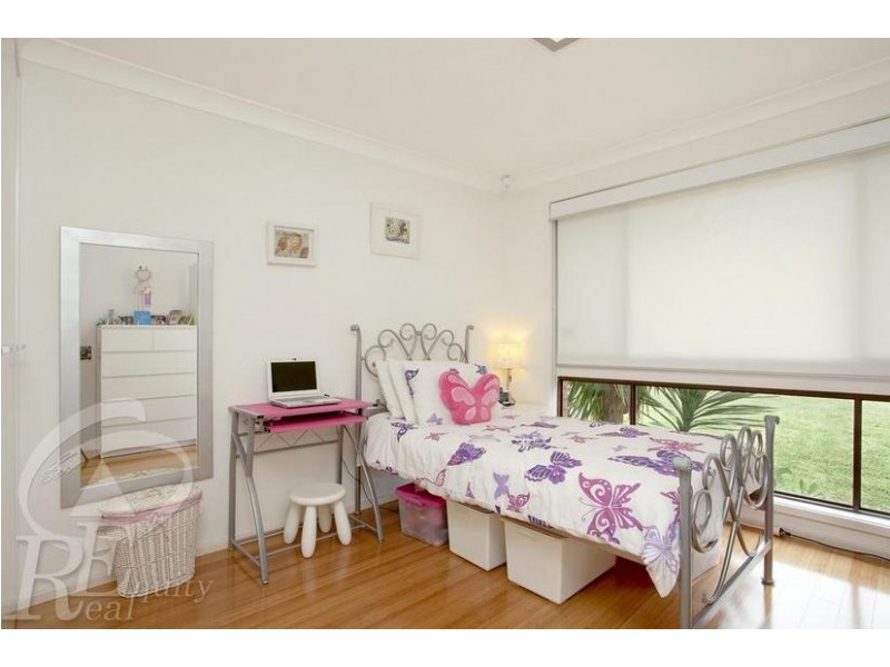 43 Banbury Crescent, Chipping Norton NSW 2170