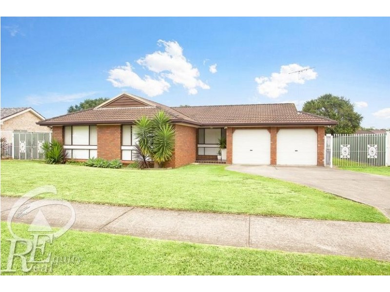 43 Banbury Crescent, Chipping Norton NSW 2170