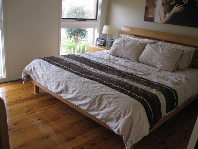 6 Moorfoot Street, St Andrews NSW 2566