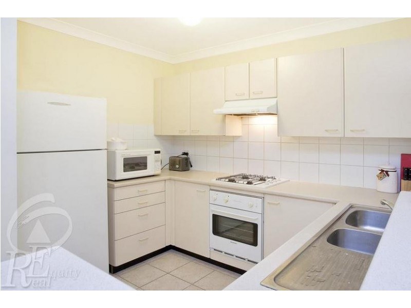 22/6 Mead Drive, Chipping Norton NSW 2170