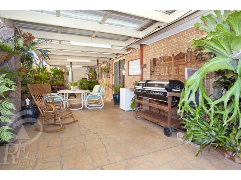 5 Rexham Place, Chipping Norton NSW 2170
