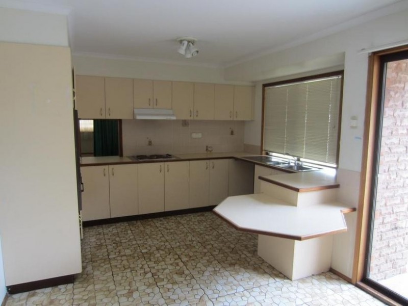 1 Bent Street, Chipping Norton NSW 2170