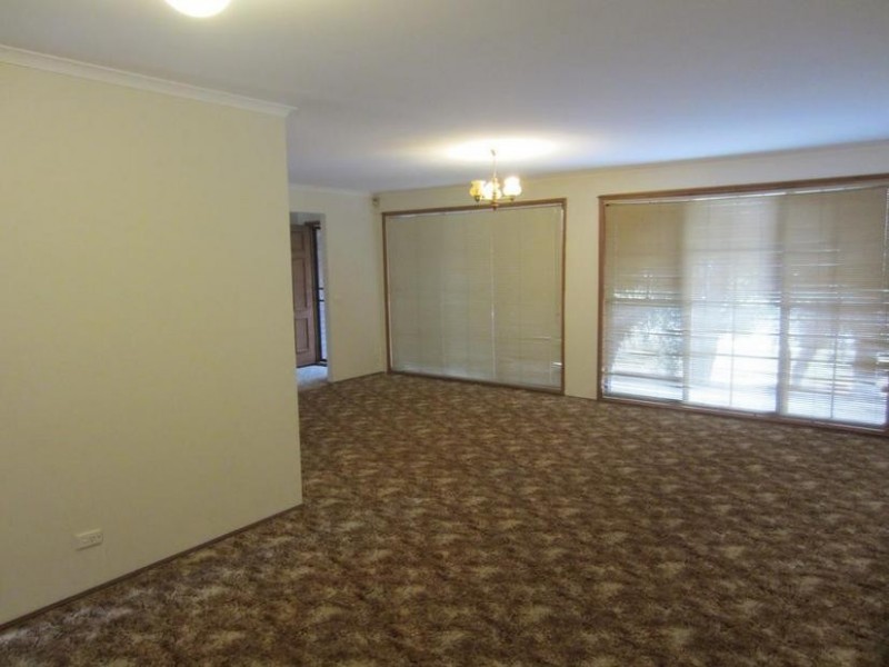 1 Bent Street, Chipping Norton NSW 2170