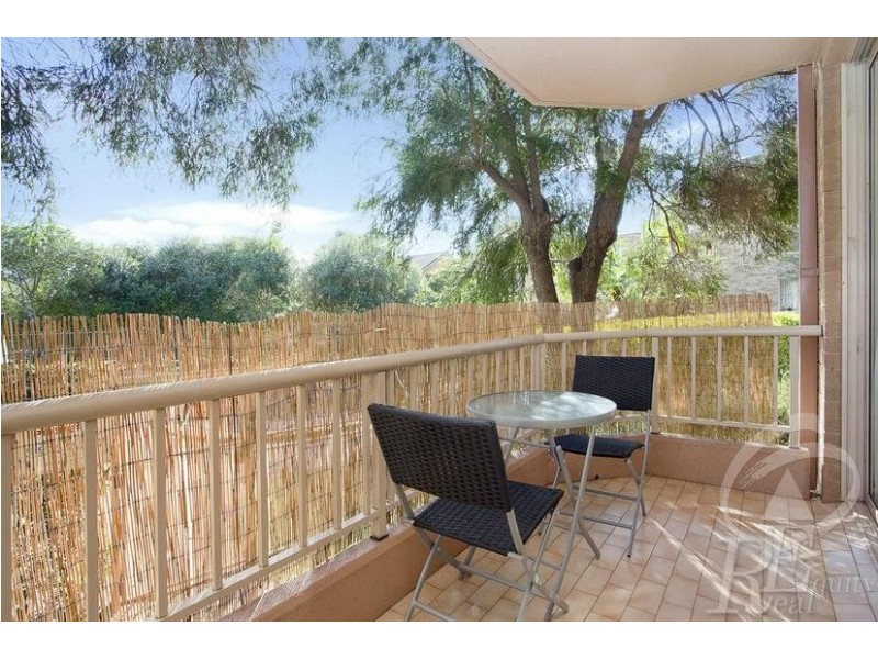 15/12 Frank Oliveri Drive, Chipping Norton NSW 2170