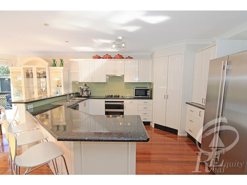 24 Sanctuary Place, Chipping Norton NSW 2170