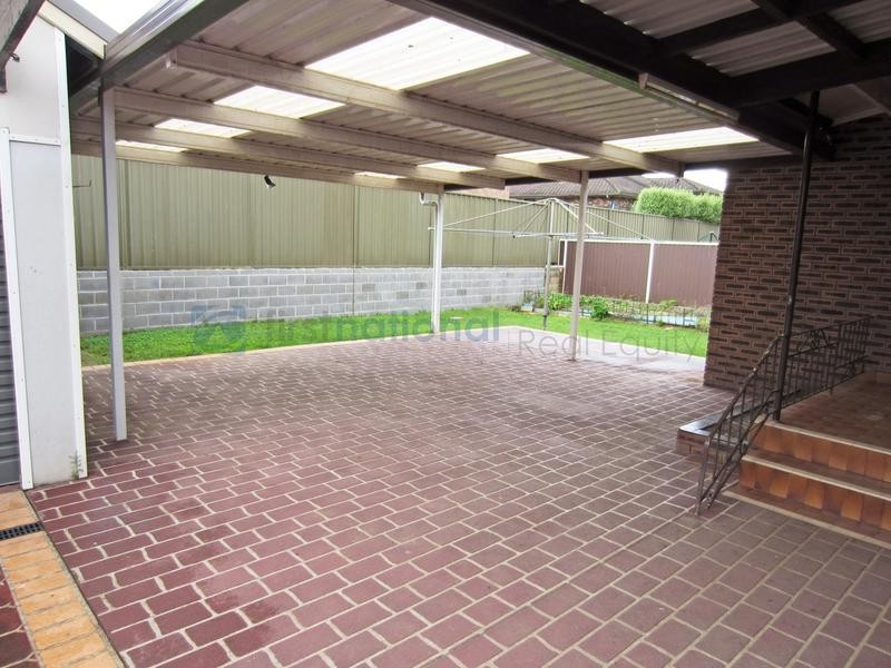 75 Ascot Drive, Chipping Norton NSW 2170