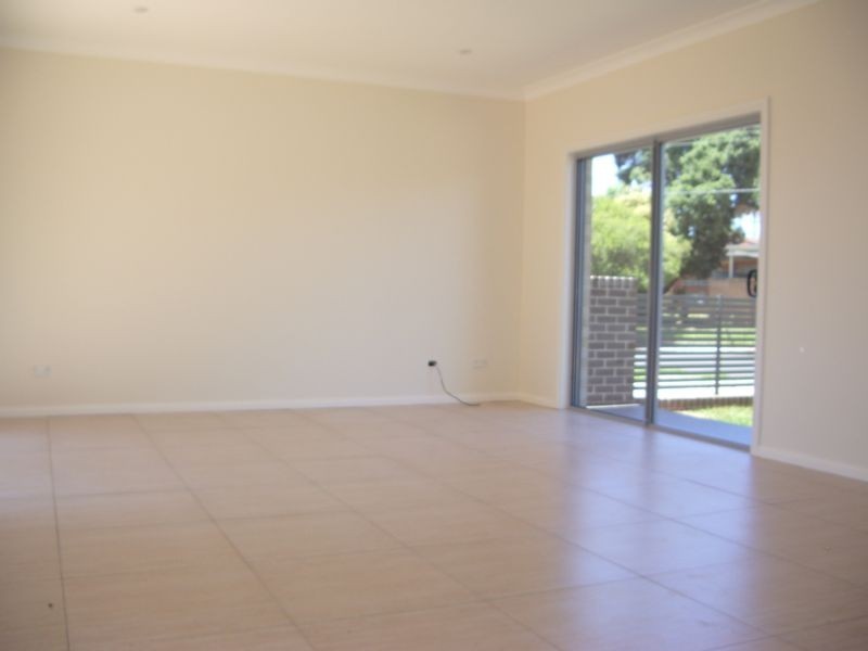 8/127-133 Alfred Road, Chipping Norton NSW 2170