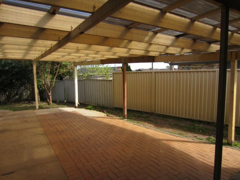 241 Newbridge Road, Chipping Norton NSW 2170