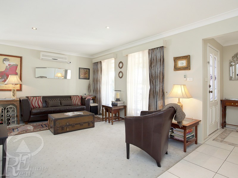 12 Sea Spray Court, Chipping Norton NSW 2170