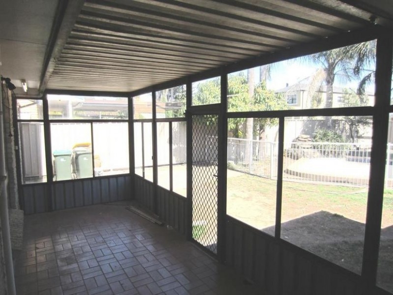 48 Ascot Drive, Chipping Norton NSW 2170