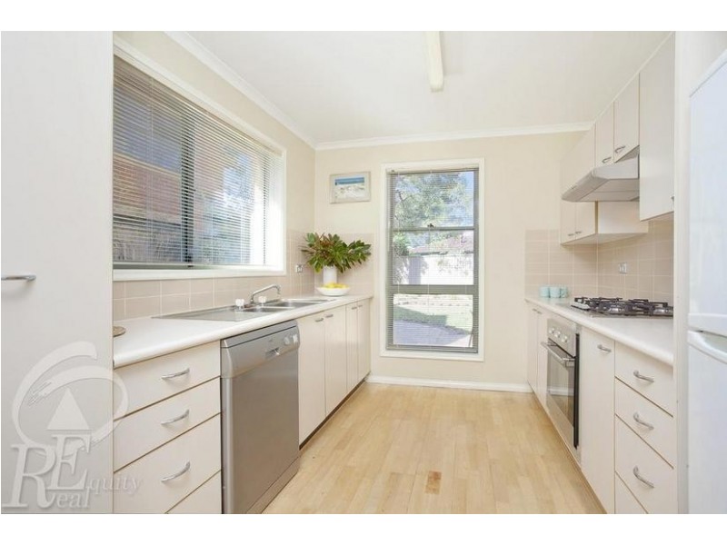 9/11-13 Armata Court, Wattle Grove NSW 2173