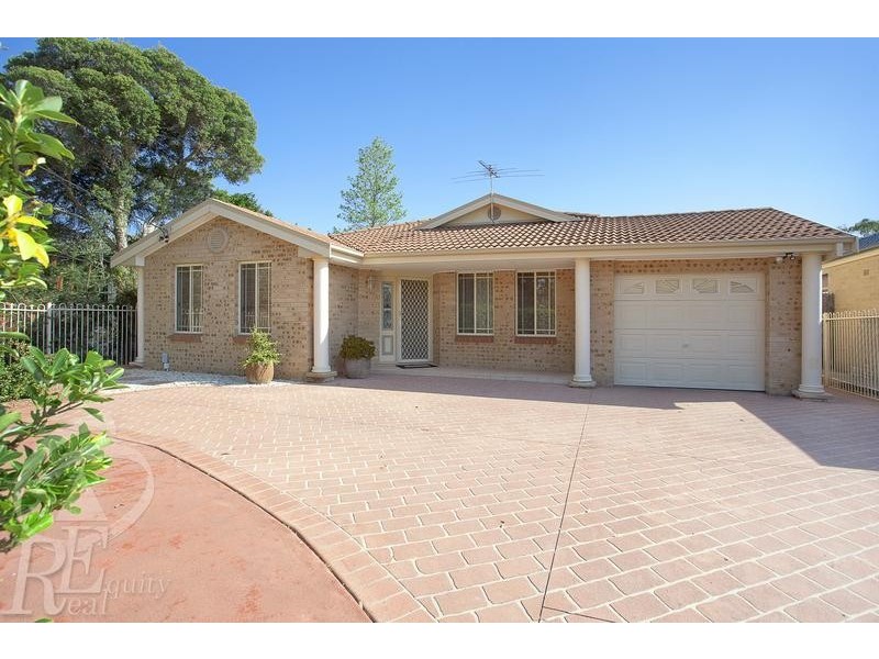 24 Brallos Avenue, Holsworthy NSW 2173