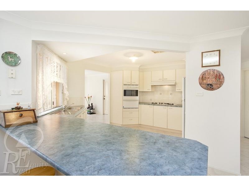 24 Brallos Avenue, Holsworthy NSW 2173