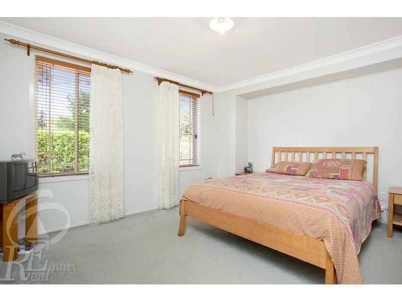 24 Brallos Avenue, Holsworthy NSW 2173