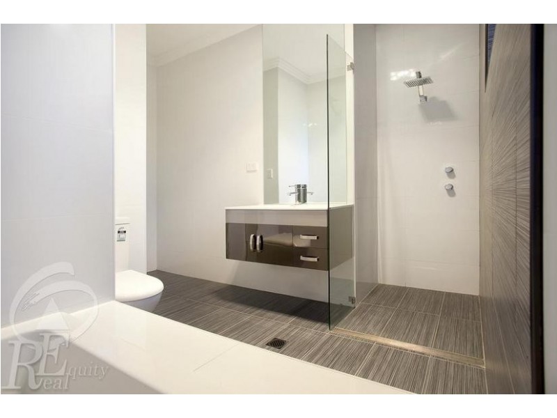 89 Central Avenue, Chipping Norton NSW 2170