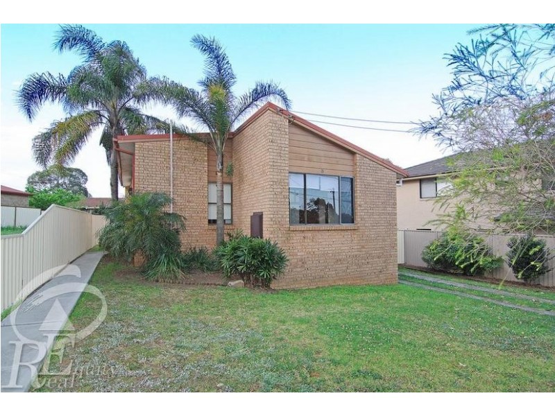 3 Sabre Crescent, Holsworthy NSW 2173