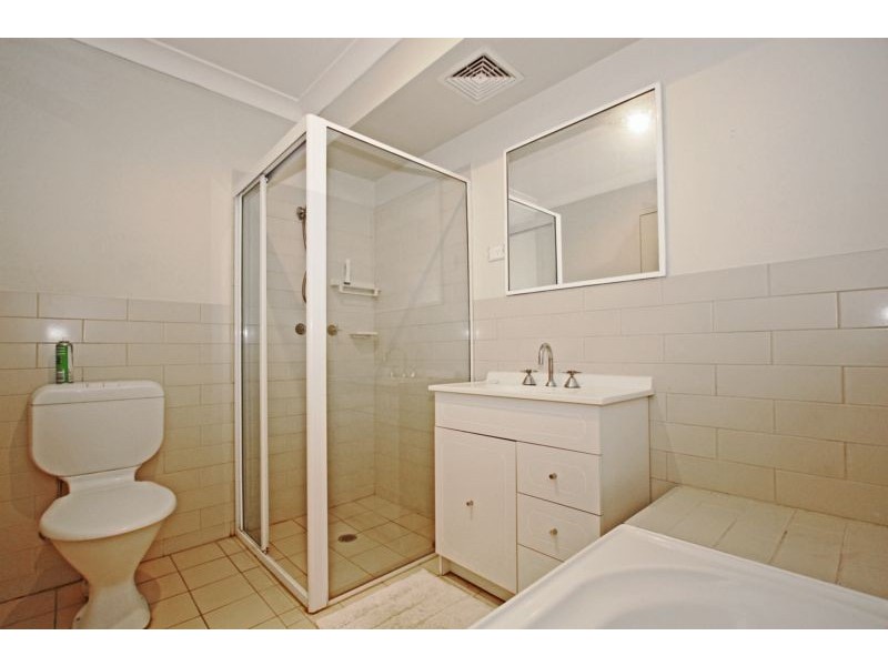 31/211 Mead Place, Chipping Norton NSW 2170