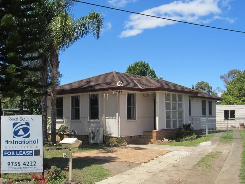 16 Coraki Rd, Bass Hill NSW 2197