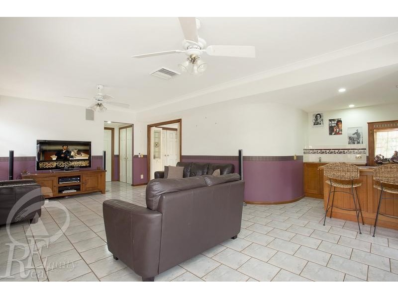 29 Charlton Avenue, Chipping Norton NSW 2170