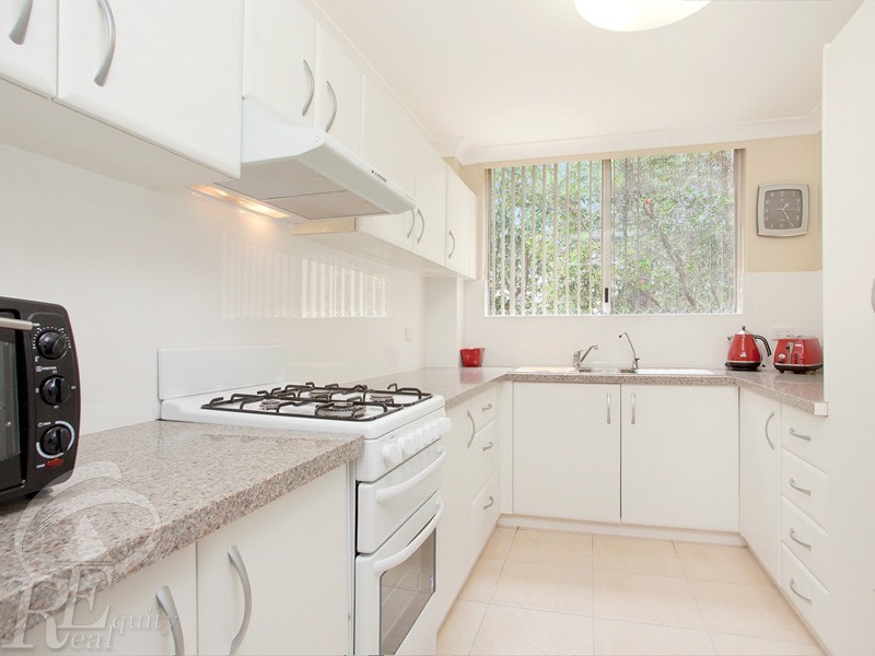 26/3 Mead Drive, Chipping Norton NSW 2170