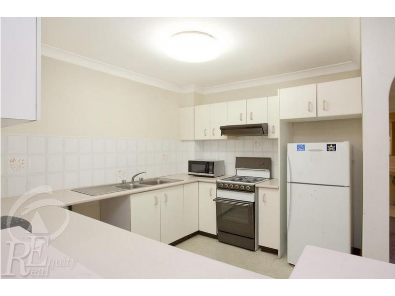 22/7 Mead Drive, Chipping Norton NSW 2170