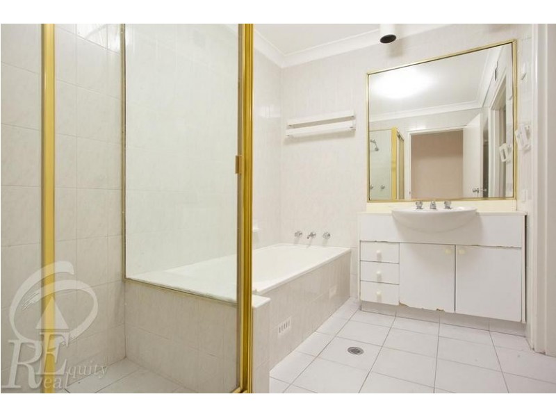 22/7 Mead Drive, Chipping Norton NSW 2170