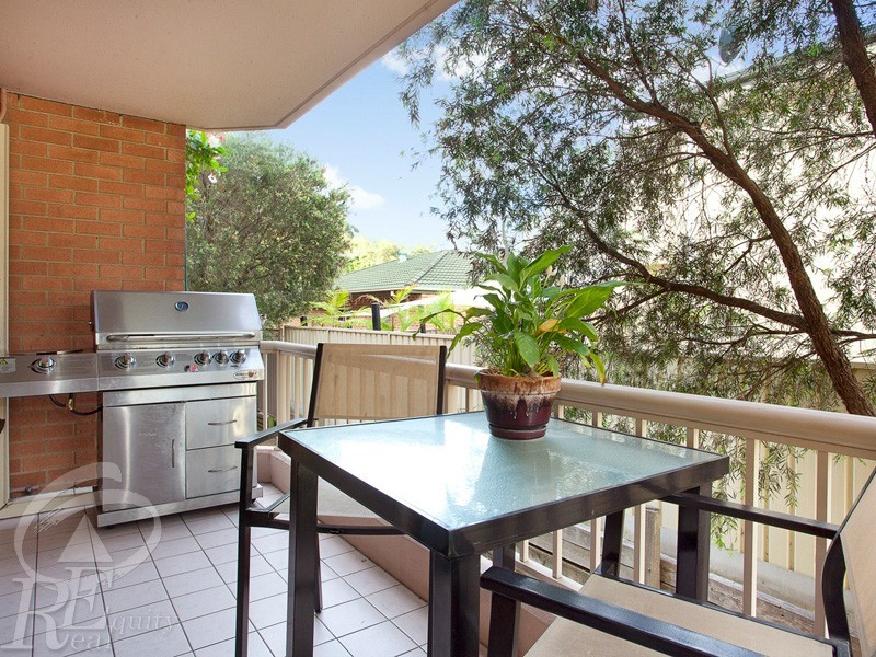 2/5 Mead Drive, Chipping Norton NSW 2170