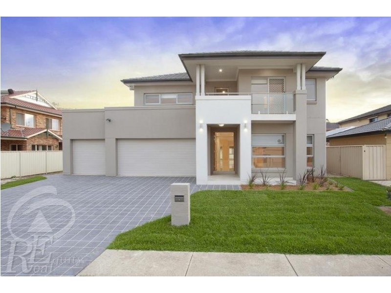 14 Shoreham Crescent, Chipping Norton NSW 2170