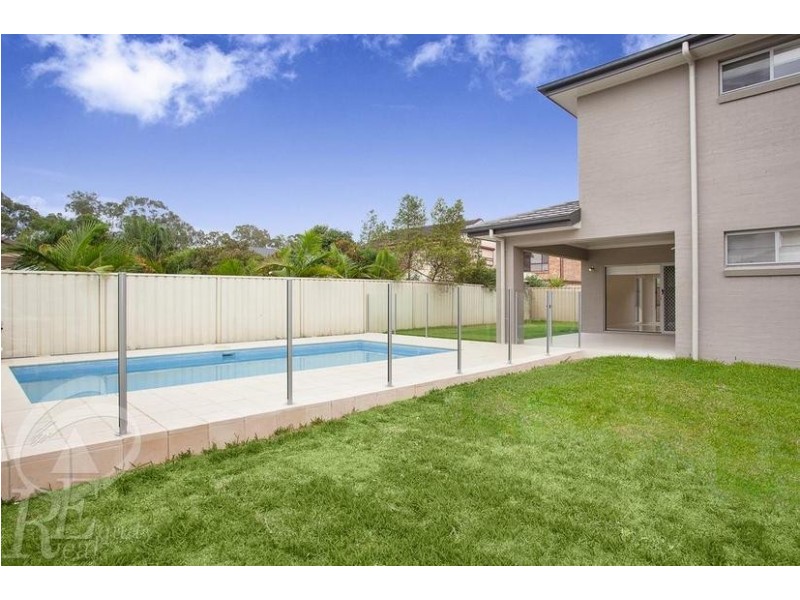 14 Shoreham Crescent, Chipping Norton NSW 2170