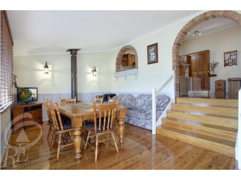 31 Elouera Crescent, Moorebank NSW 2170