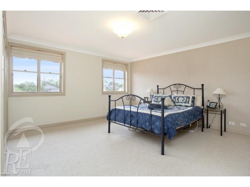 27 Frank Oliveri Drive, Chipping Norton NSW 2170