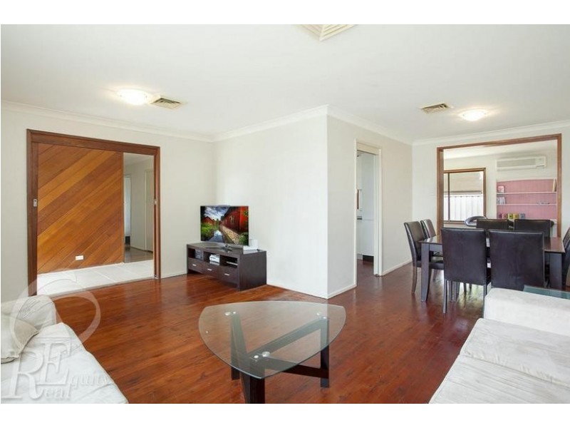 39 Bangalow Avenue, Chipping Norton NSW 2170