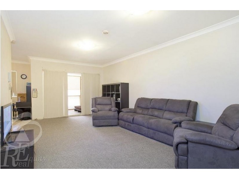 1/75-79 Cairds Avenue, Bankstown NSW 2200