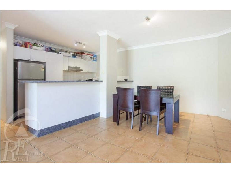 14/4 Mead Drive, Chipping Norton NSW 2170