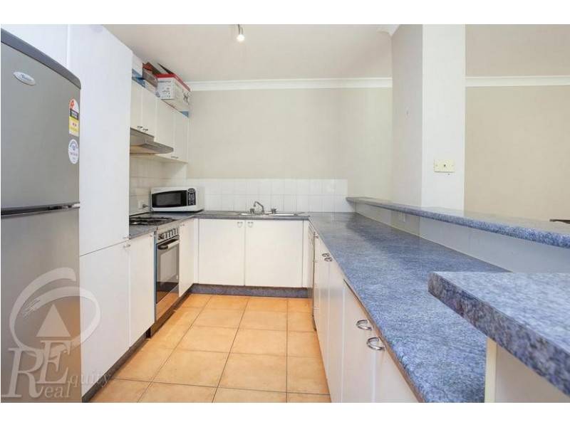 14/4 Mead Drive, Chipping Norton NSW 2170