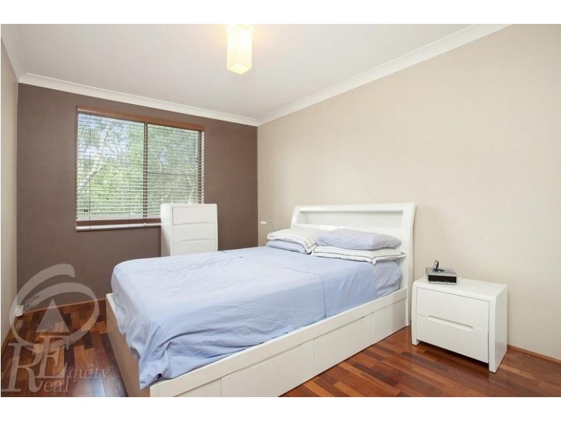 14/4 Mead Drive, Chipping Norton NSW 2170