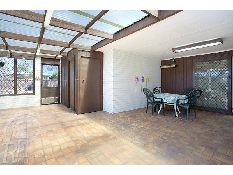 4 Bungarra Crescent, Chipping Norton NSW 2170