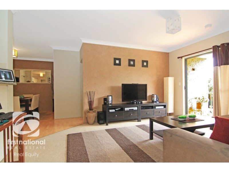 7/211 Mead Place, Chipping Norton NSW 2170