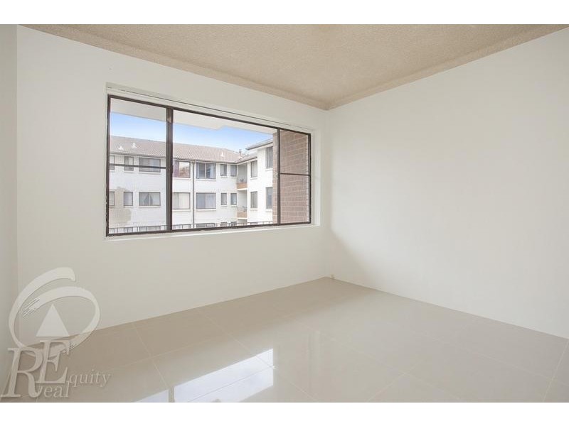 33/22-24 Remembrance Avenue, Warwick Farm NSW 2170