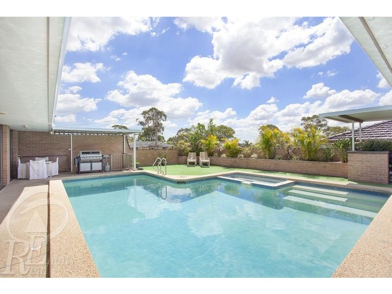 15 Clyde Avenue, Moorebank NSW 2170