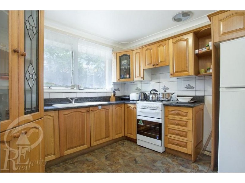 24 Balanada Avenue, Chipping Norton NSW 2170