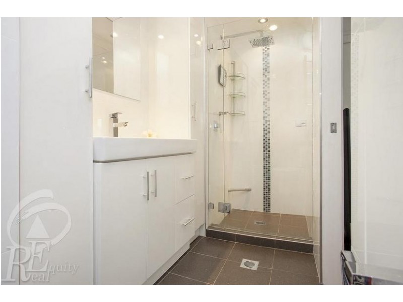 1 Rudham Place, Chipping Norton NSW 2170