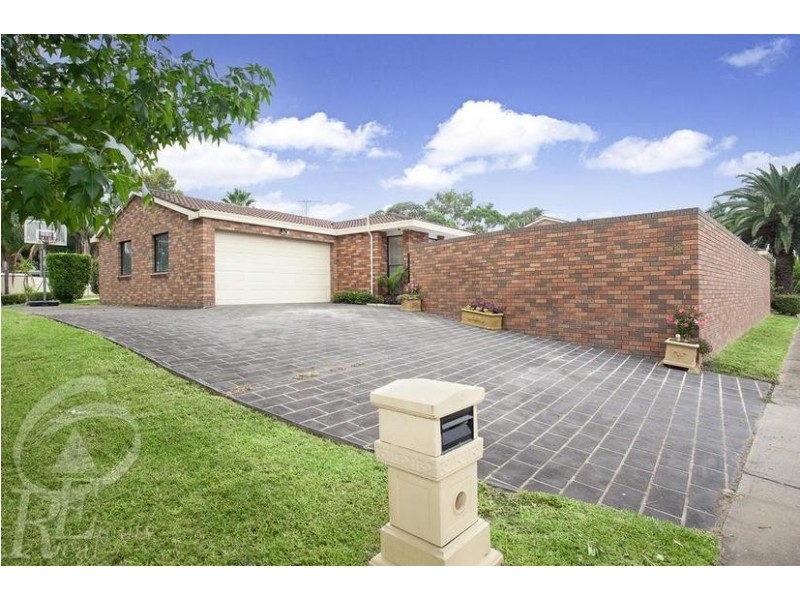 1 Rudham Place, Chipping Norton NSW 2170